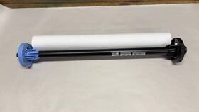Hp Cq890-67043 Designjet T120/t520 24-in Spindle With Hubs/end Caps And Paper