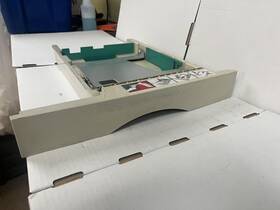56p0609 Lexmark 250 Sheet Tray T420 X422 Read Description